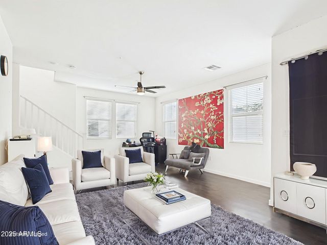 2335 E HIDALGO Avenue, Phoenix, AZ 85040