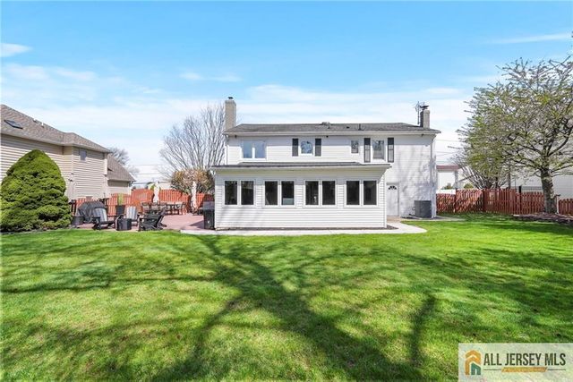 275 Alden Avenue, Edison, NJ 08820