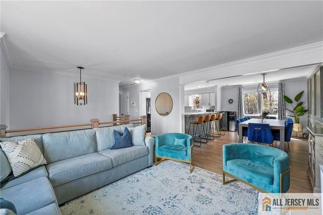 275 Alden Avenue, Edison, NJ 08820