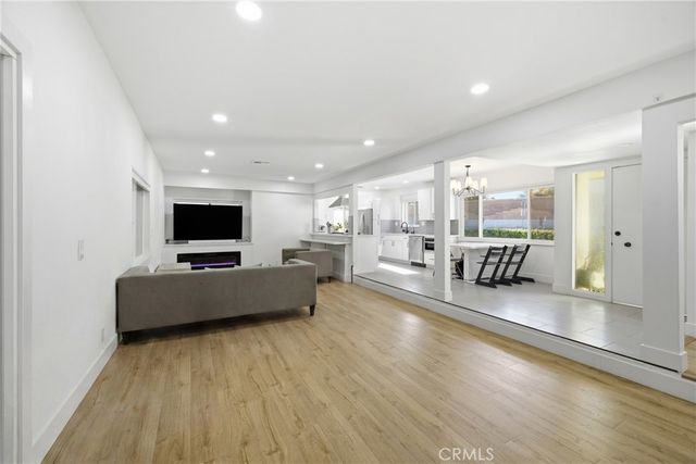 384 Colorado Street, Arcadia, CA 91007