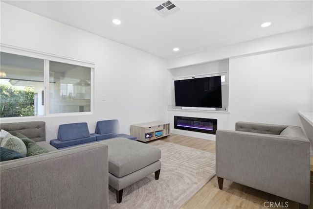 384 Colorado Street, Arcadia, CA 91007