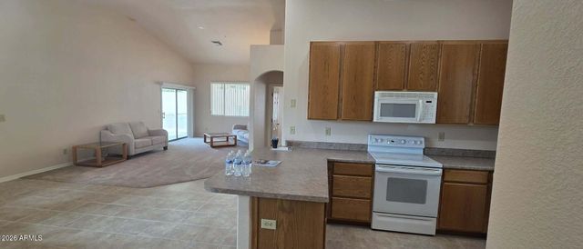 14225 N BRUNSWICK Drive N B, Fountain Hills, AZ 85268