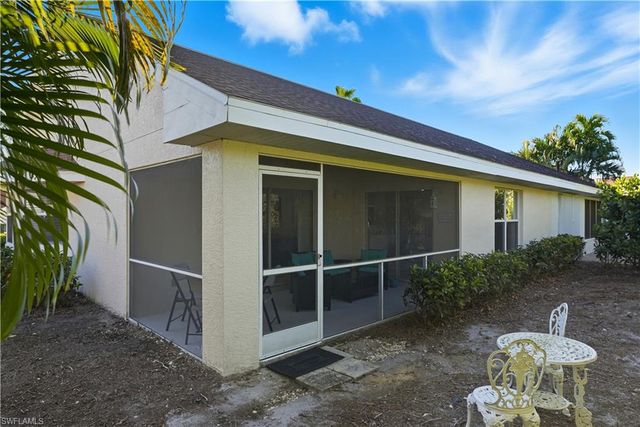 3605 Corinthian WAY, Naples, FL 34105