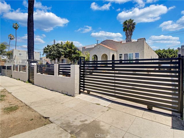 5420 Manhattan Place, Los Angeles, CA 90062