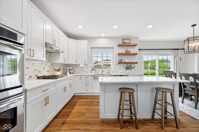 13338 Berwick Lane, Carmel, IN 46032