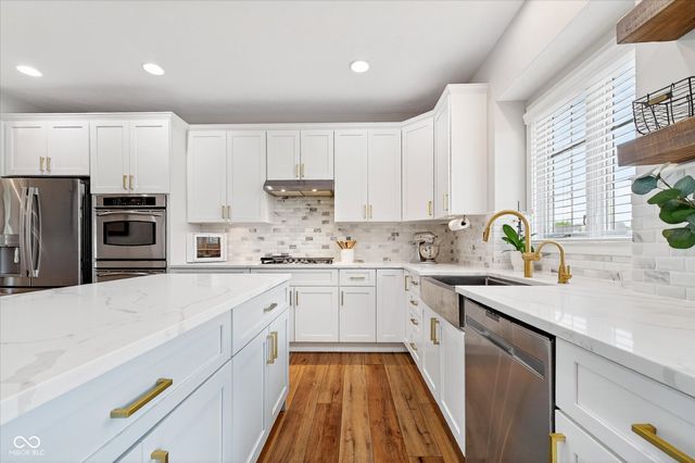 13338 Berwick Lane, Carmel, IN 46032