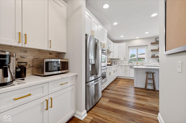 13338 Berwick Lane, Carmel, IN 46032