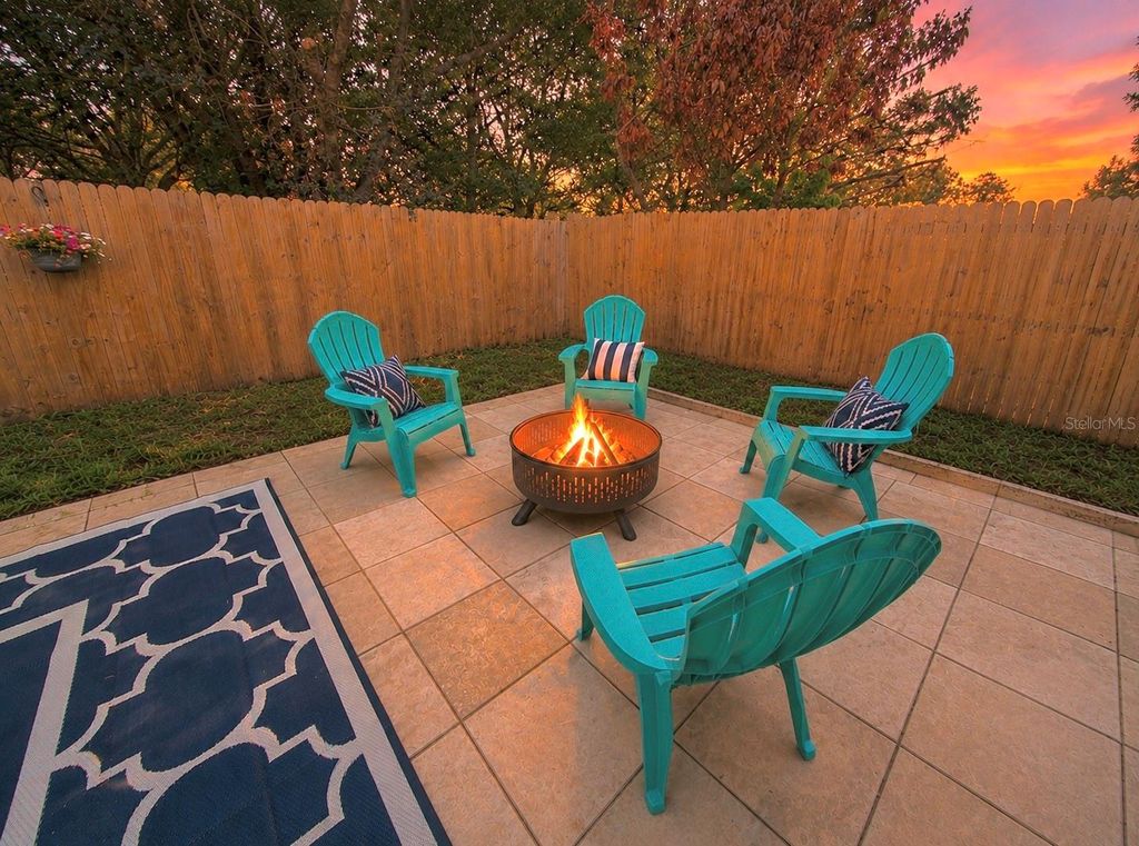 Image 13 of property listing at 9169 VENEZIA PLANTATION DRIVE, Orlando, FL 32829
