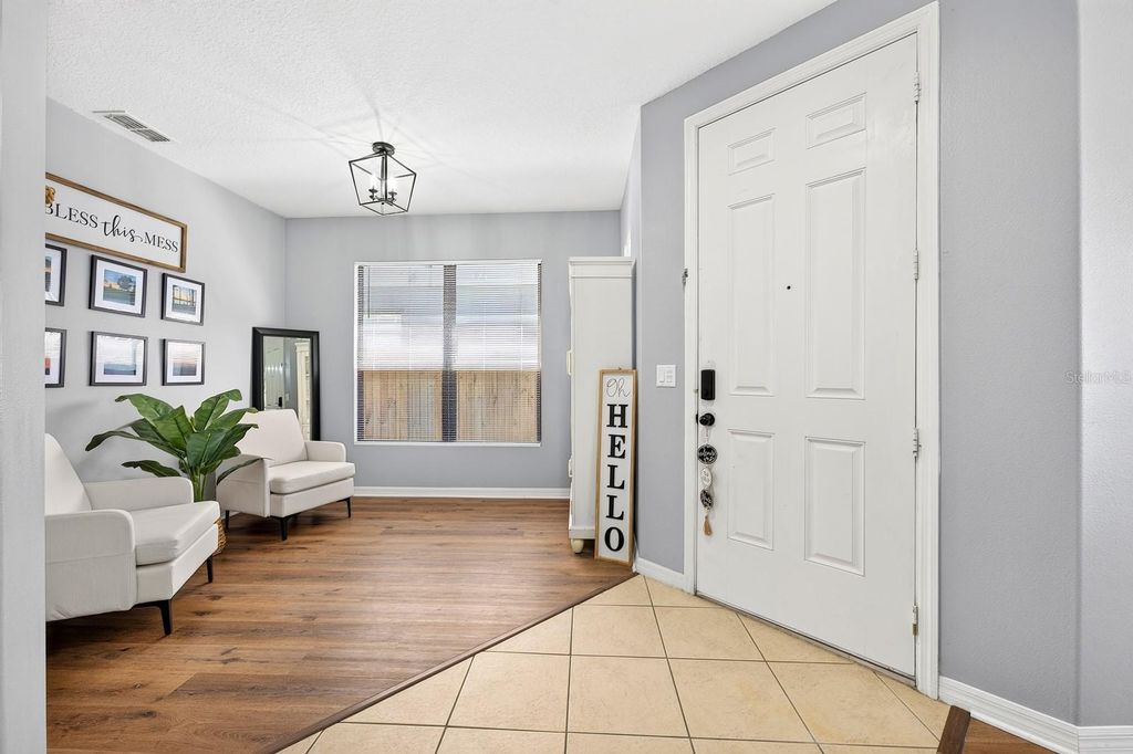 Image 18 of property listing at 9169 VENEZIA PLANTATION DRIVE, Orlando, FL 32829