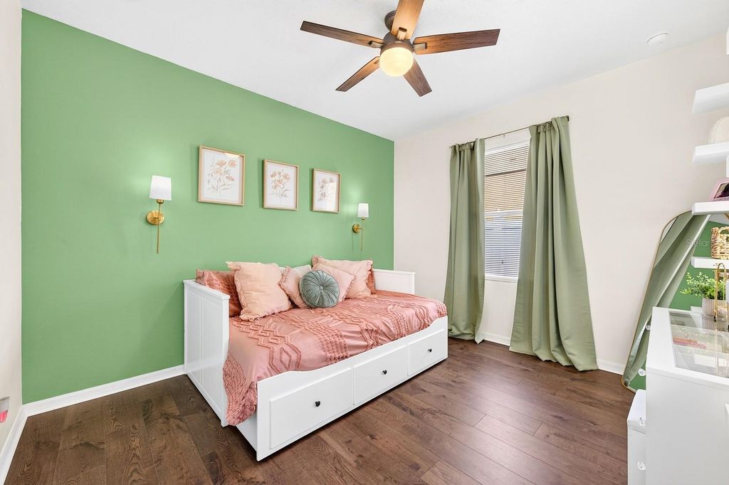 Image 27 of property listing at 9169 VENEZIA PLANTATION DRIVE, Orlando, FL 32829