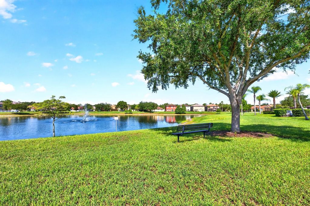 Image 35 of property listing at 9169 VENEZIA PLANTATION DRIVE, Orlando, FL 32829