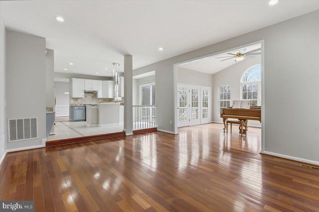 3168 TULIP TREE PL, Dumfries, VA 22026