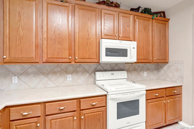 108 BLUE SAGE LN, Cibolo, TX 78108