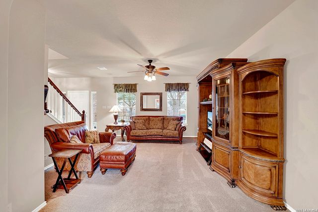 108 BLUE SAGE LN, Cibolo, TX 78108