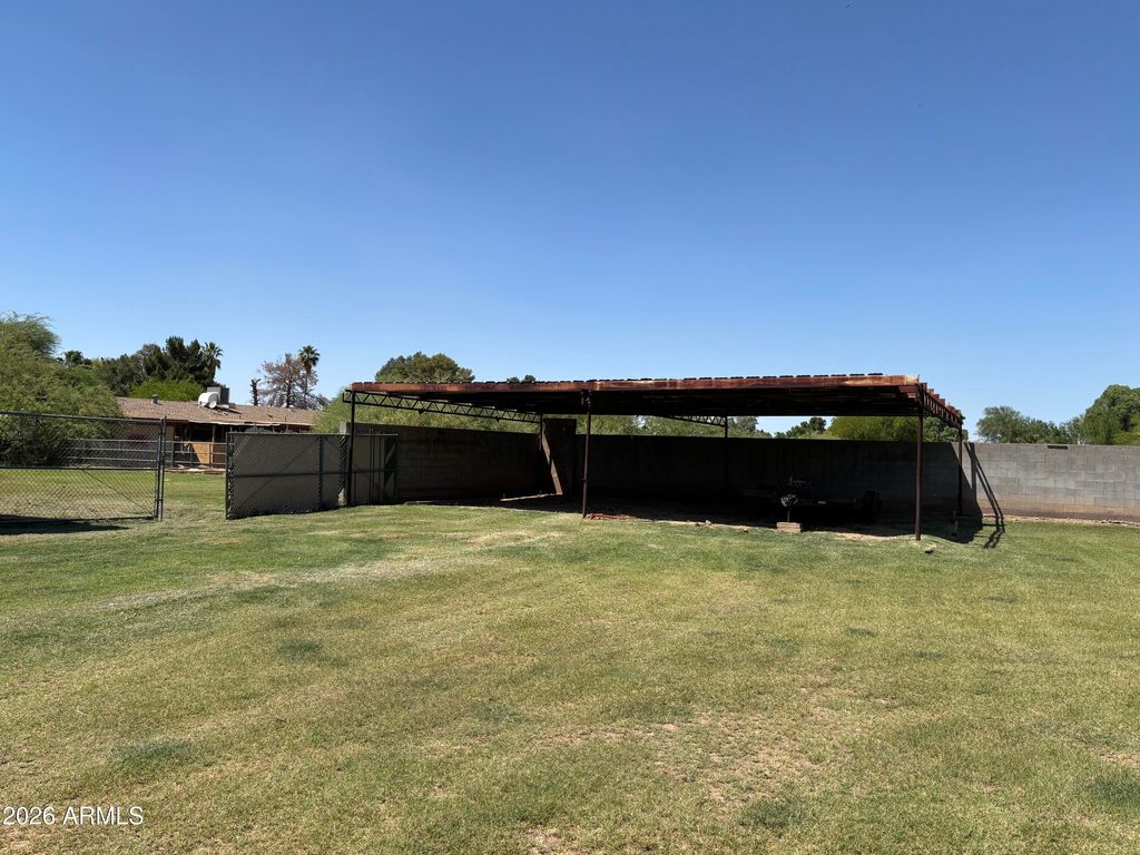 Image 22 of property listing at 6508 W FREMONT Road, Laveen, AZ 85339