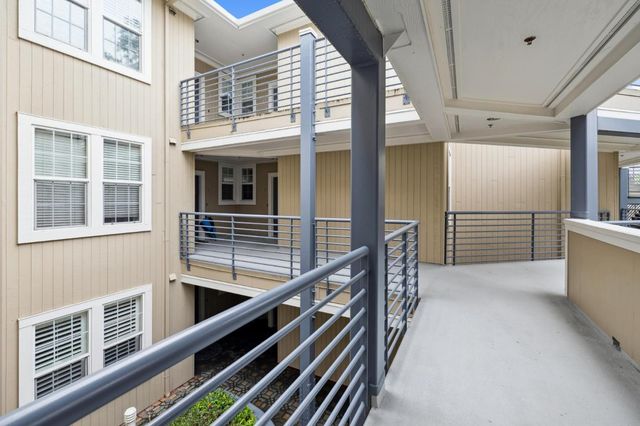 860 Meridian Bay Lane 243, Foster City, CA 94404