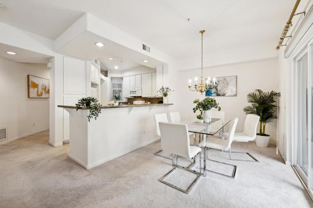 860 Meridian Bay Lane 243, Foster City, CA 94404