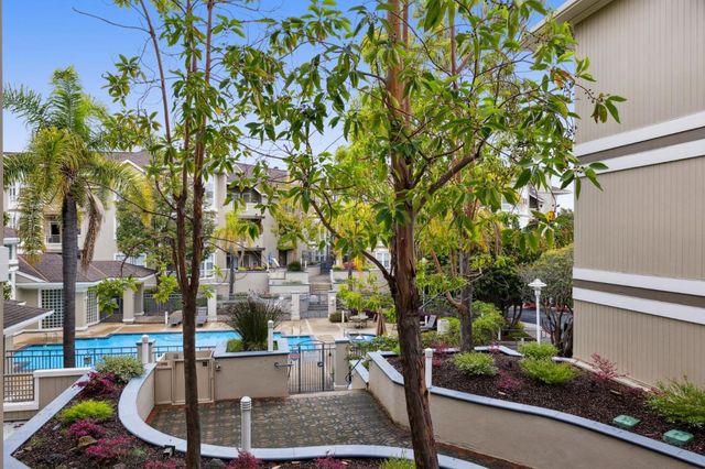 860 Meridian Bay Lane 243, Foster City, CA 94404