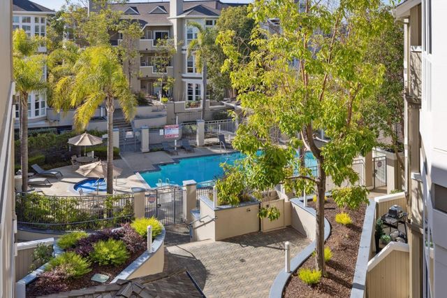 860 Meridian Bay Lane 243, Foster City, CA 94404