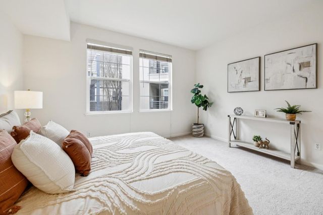 860 Meridian Bay Lane 243, Foster City, CA 94404