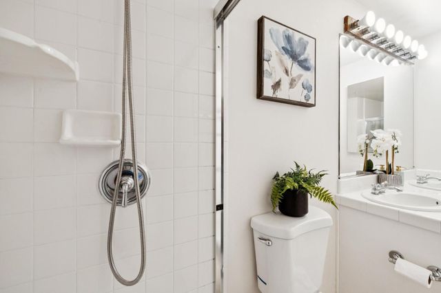 860 Meridian Bay Lane 243, Foster City, CA 94404