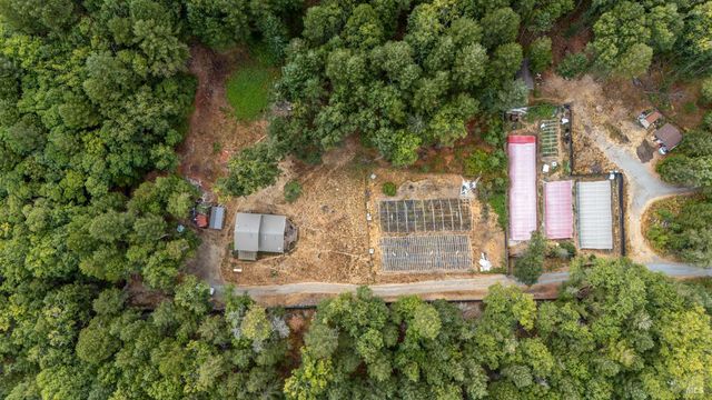 850 Minx Ct, Laytonville, CA 95454