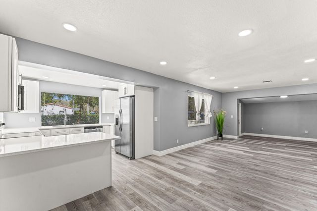 906 S 26th Avenue, Hollywood, FL 33020