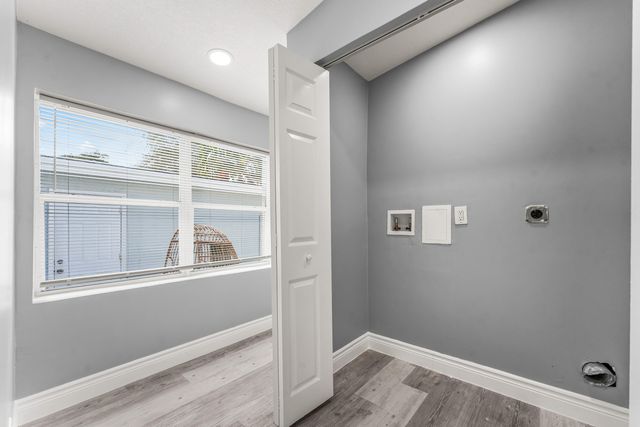 906 S 26th Avenue, Hollywood, FL 33020