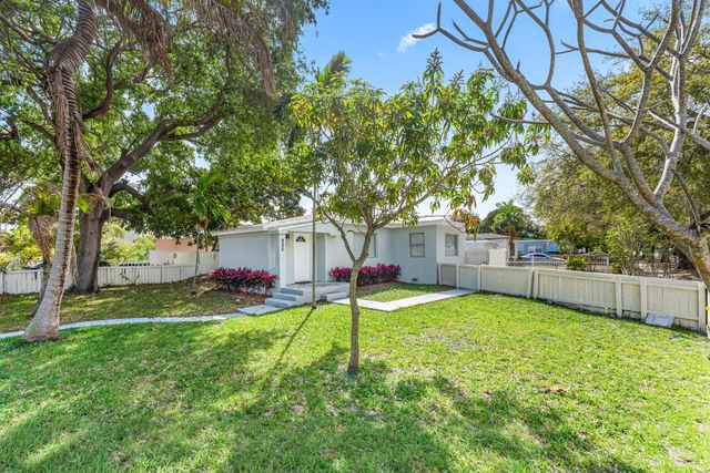 906 S 26th Avenue, Hollywood, FL 33020