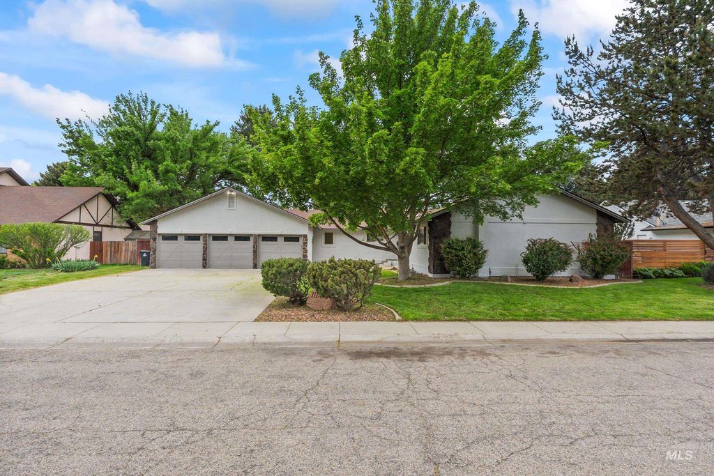 11175 W Hinsdale Street, Boise, ID 83713