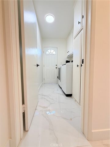 8835 Haskell, North Hills, CA 91343