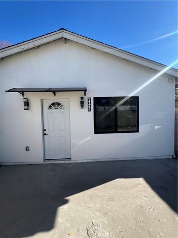 8835 Haskell, North Hills, CA 91343