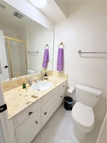 8835 Haskell, North Hills, CA 91343