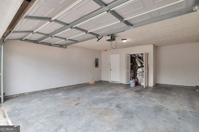 5901 Valley Green Road, Lithonia, GA 30058