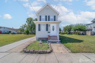 26 Water Street, South River, NJ 08882