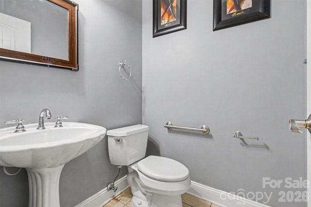 3801 Hayden Drive, Charlotte, NC 28269