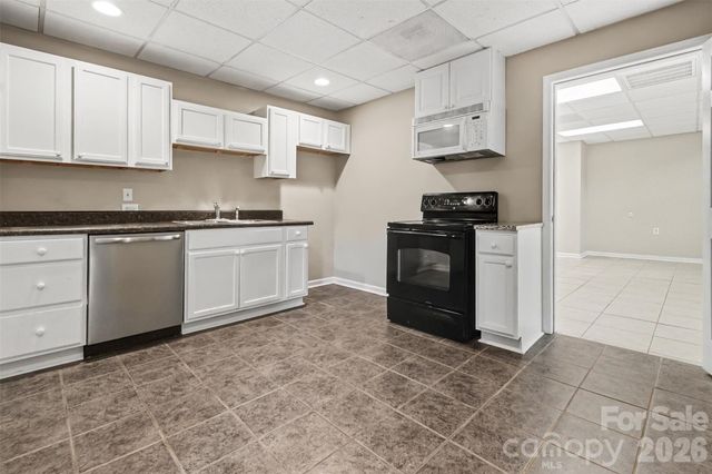 3801 Hayden Drive, Charlotte, NC 28269