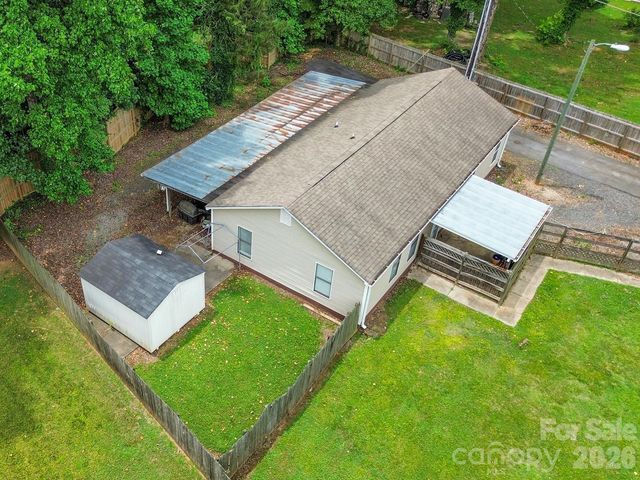 3801 Hayden Drive, Charlotte, NC 28269