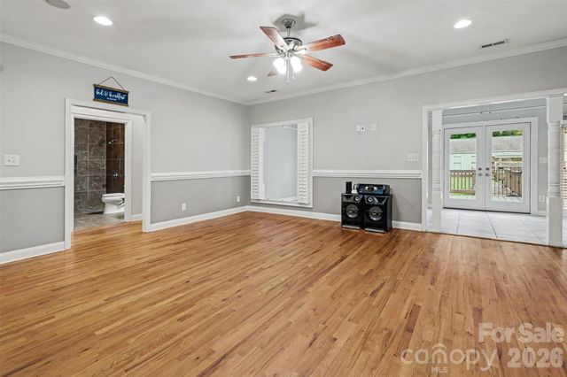 3801 Hayden Drive, Charlotte, NC 28269