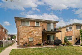 533 Green Oaks Court 4, Addison, IL 60101