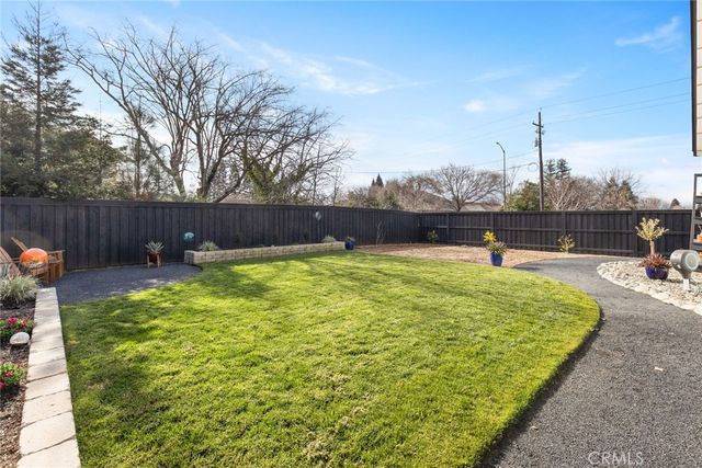 24 Harkness Court, Chico, CA 95973