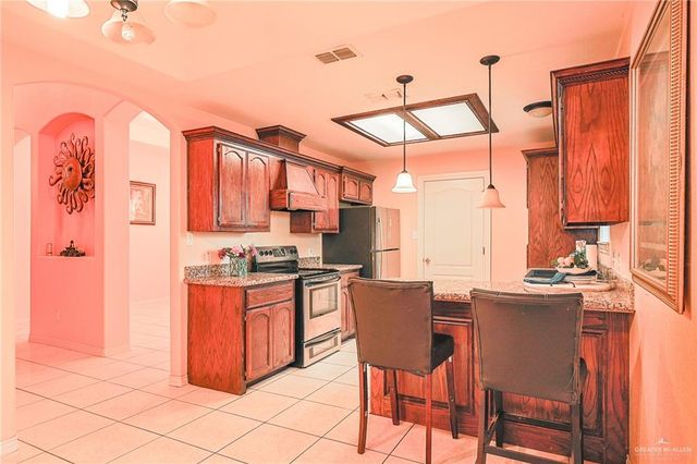 713 W 24th Place, Mission, TX 78574