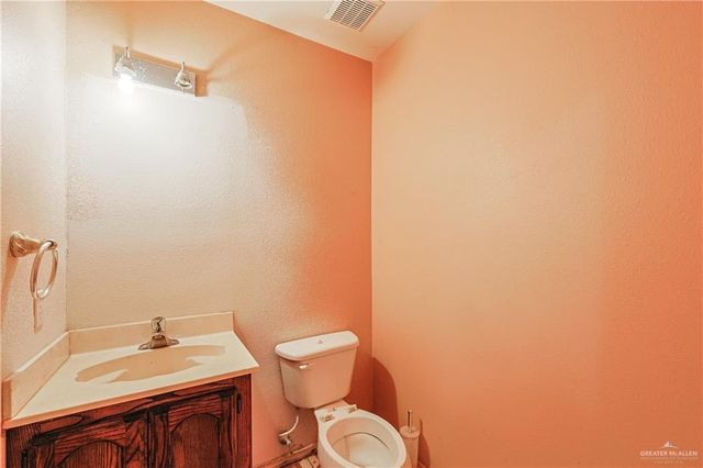 713 W 24th Place, Mission, TX 78574