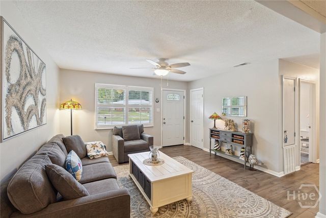 204 Kevin Drive, Savannah, GA 31406