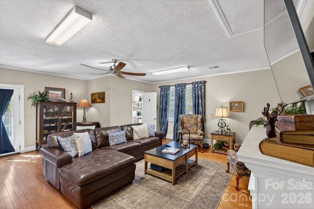 7142 Little Mountain Road, Sherrills Ford, NC 28673