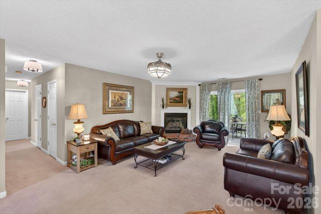 7142 Little Mountain Road, Sherrills Ford, NC 28673