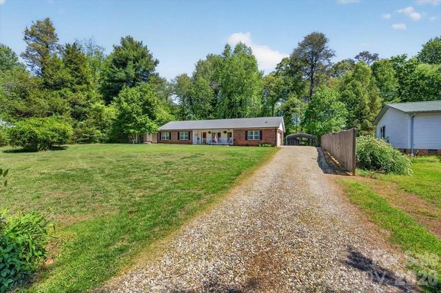 7142 Little Mountain Road, Sherrills Ford, NC 28673