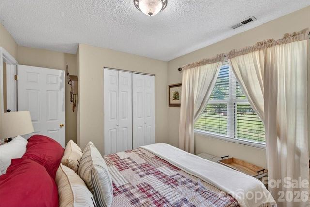 7142 Little Mountain Road, Sherrills Ford, NC 28673