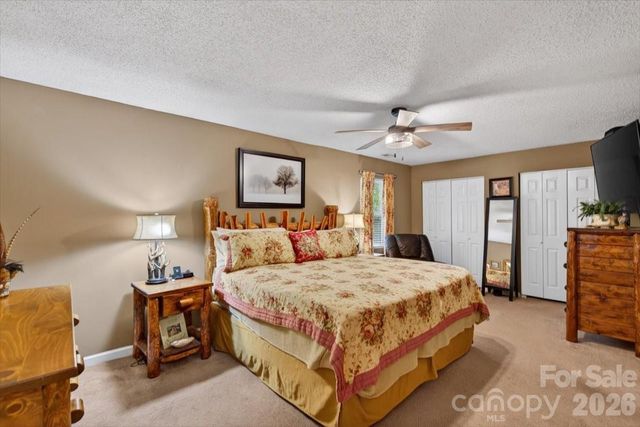 7142 Little Mountain Road, Sherrills Ford, NC 28673