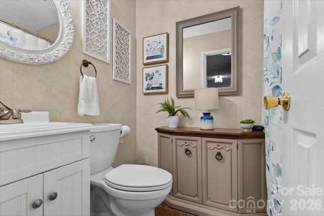 7142 Little Mountain Road, Sherrills Ford, NC 28673